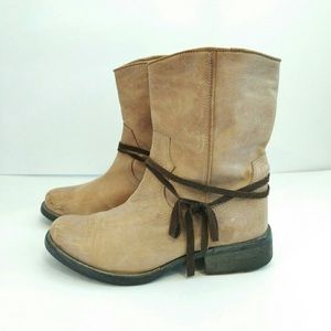 Steve Madden Vintigee boot
